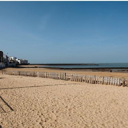 Lyrioshomes Chipiona Beach Buitenkant foto